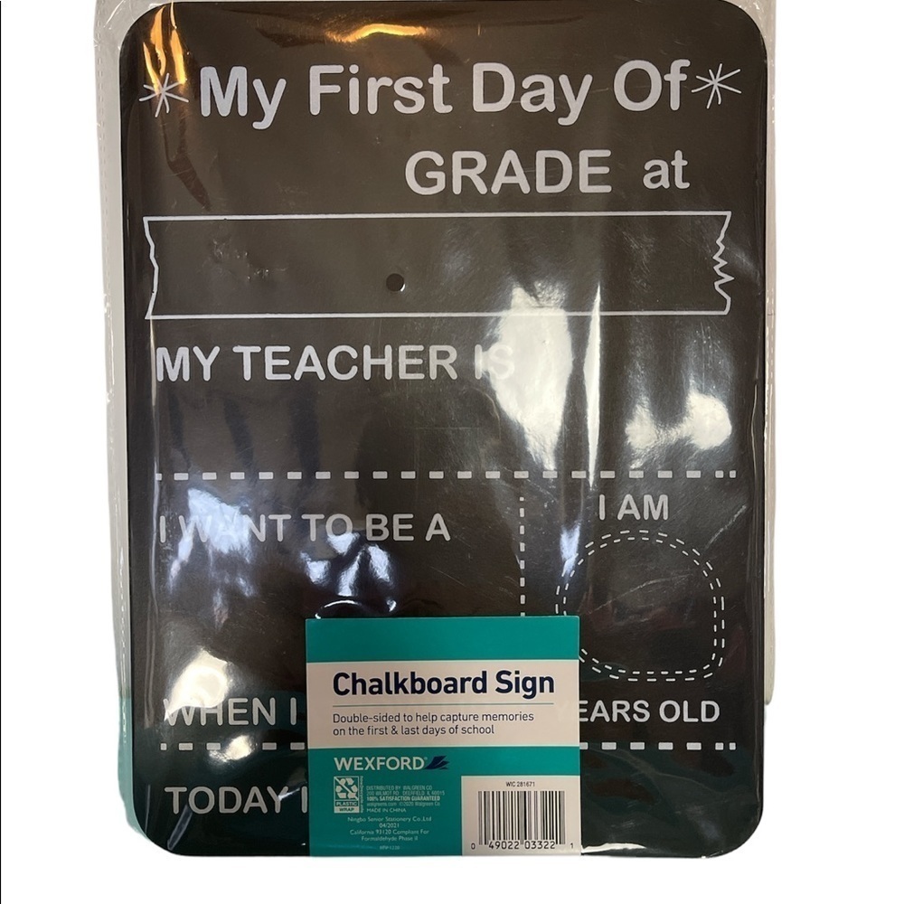 FIRST DAY & LAST DAY OF SCHOOL CHALKBOARD SIGN - BRAND NEW!
